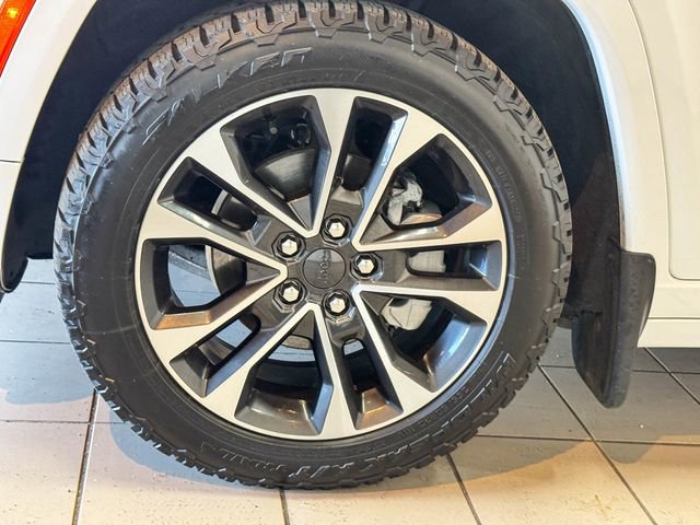 Used 2022 Jeep Grand Cherokee Overland w/ Luxury Tech Group IV image 18