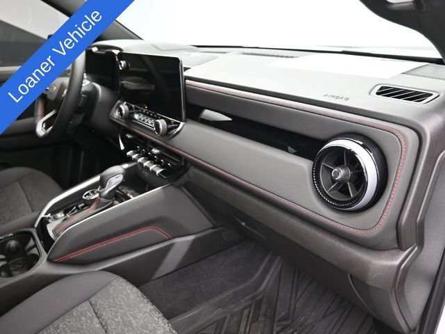 New 2025 Chevrolet Colorado Z71 w/ Technology Package AWD/4WD image 34