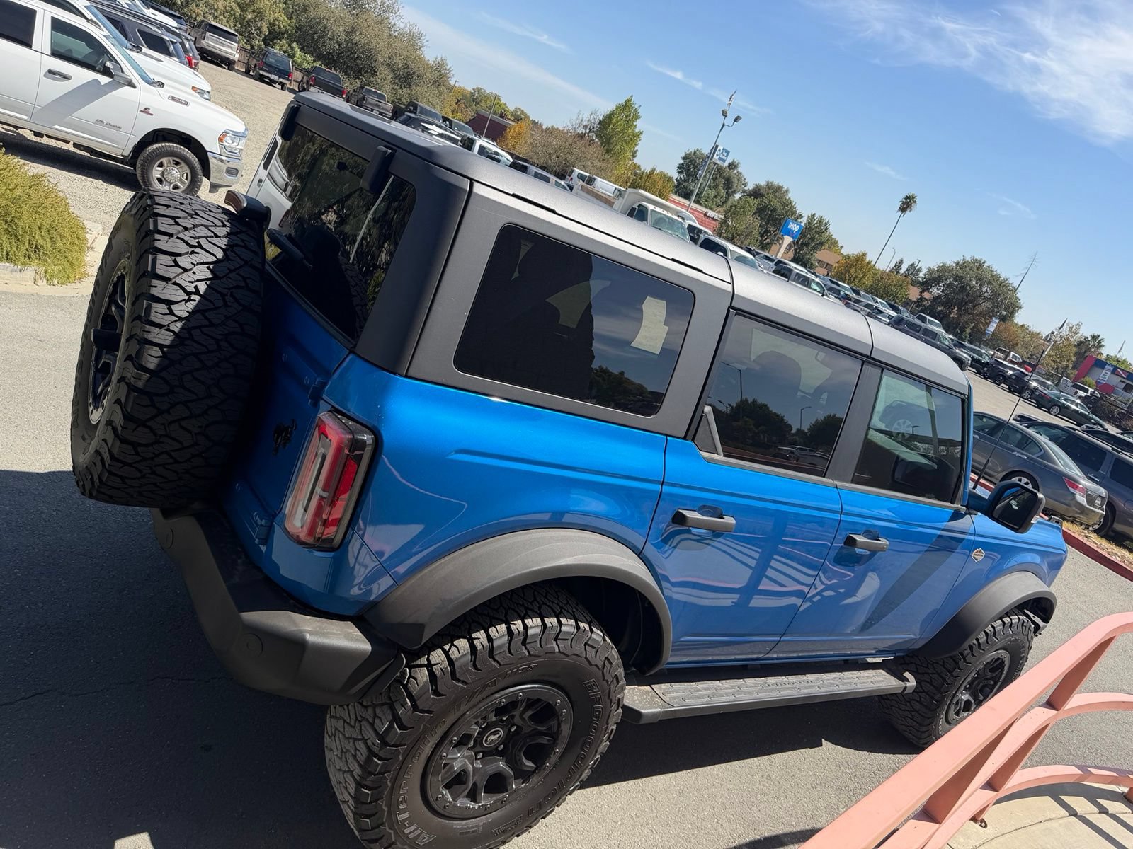 Certified 2023 Ford Bronco Wildtrak AWD/4WD image 5