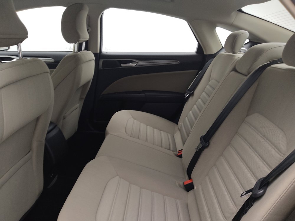 Used 2018 Ford Fusion S FWD image 18
