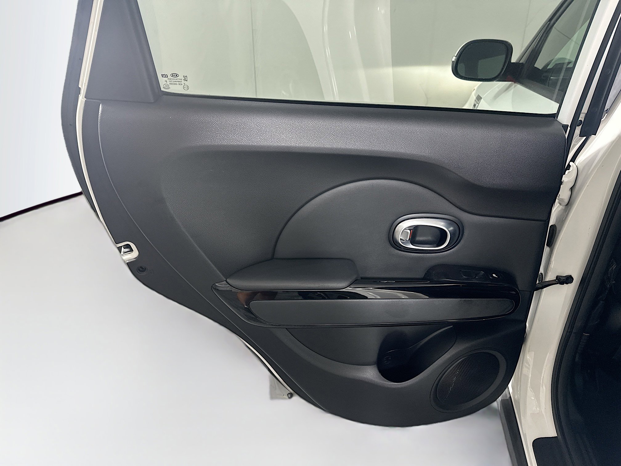 Used 2014 Kia Soul ! w/ Sun & Sound Package image 27