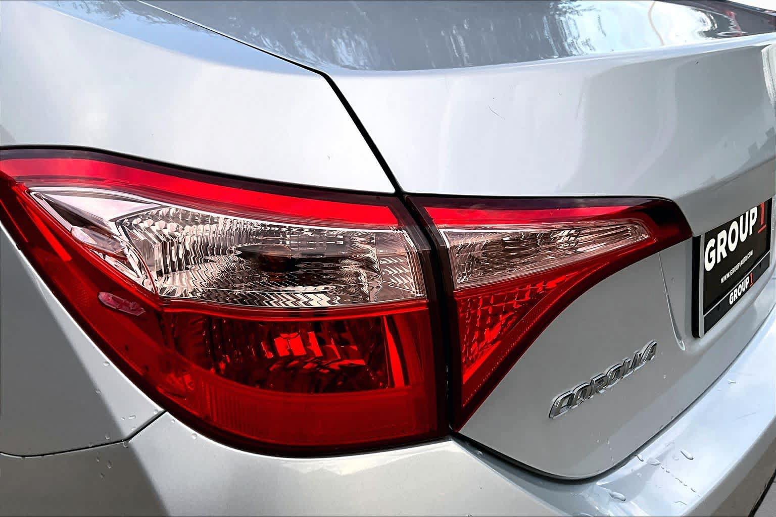 Used 2018 Toyota Corolla LE FWD image 27
