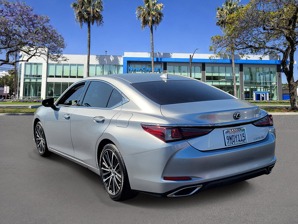 Used 2024 Lexus ES 350 w/ Premium Package FWD image 3