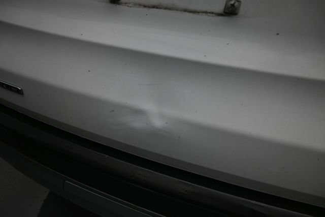 Used 2024 GMC Acadia Elevation AWD/4WD image 6