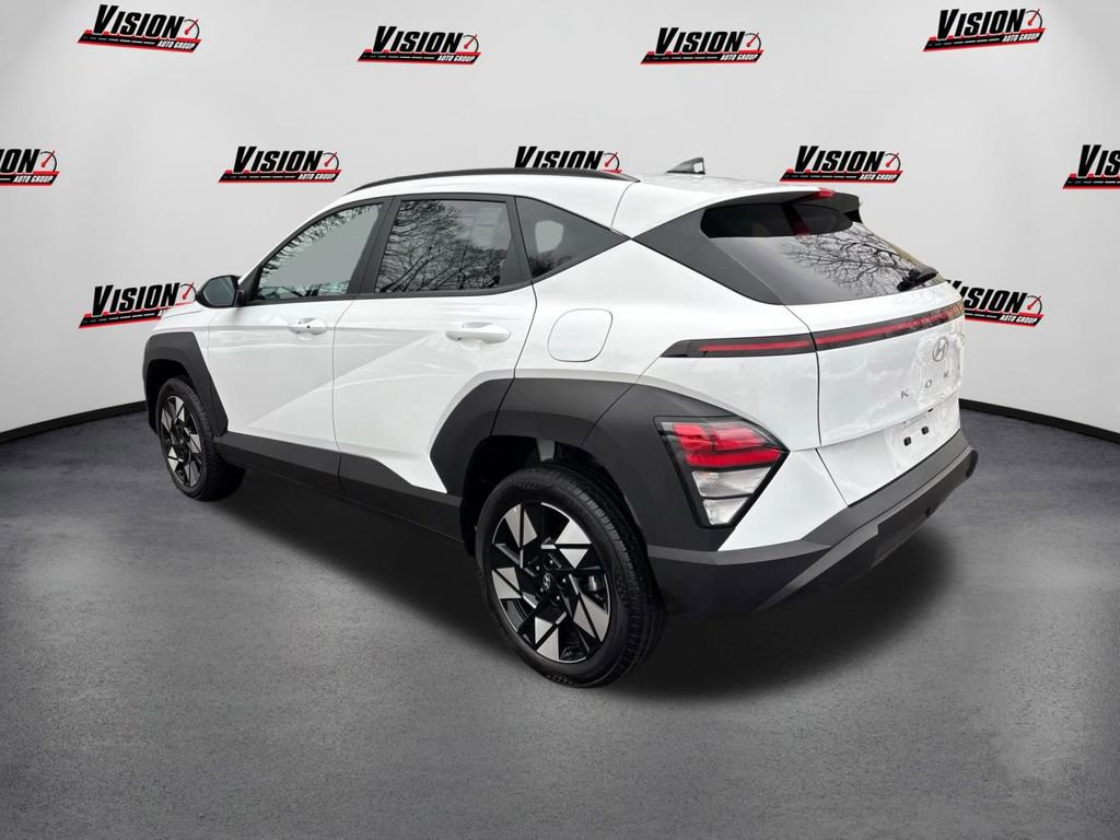 Certified 2025 Hyundai Kona SEL image 7