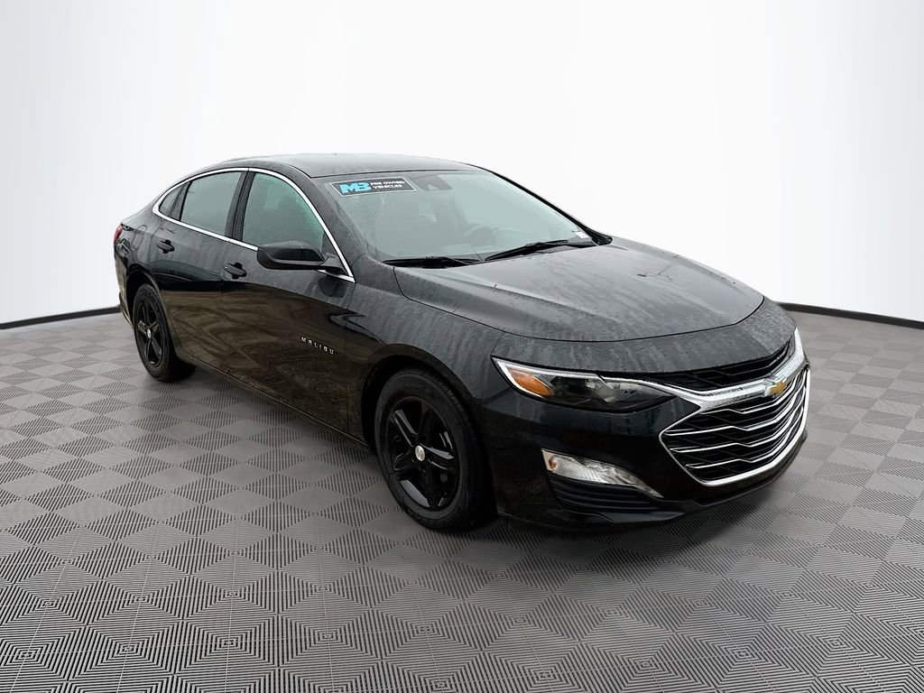 Used 2024 Chevrolet Malibu LT image 3
