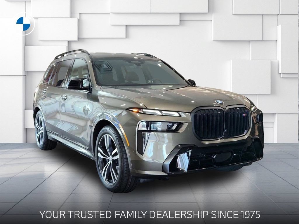 Used 2025 BMW X7 M60i AWD/4WD image 1