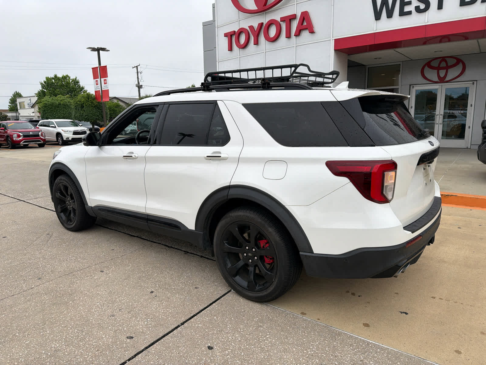 Used 2020 Ford Explorer ST w/ ST Street Pack AWD/4WD image 7