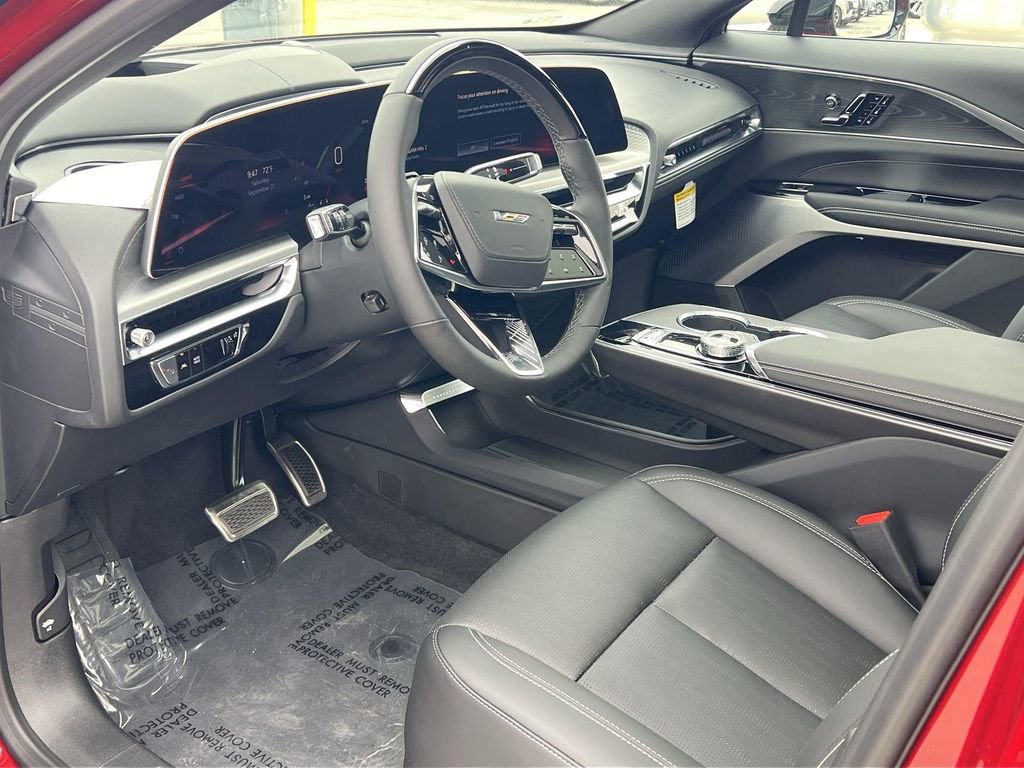 New 2026 Cadillac Lyriq V image 9