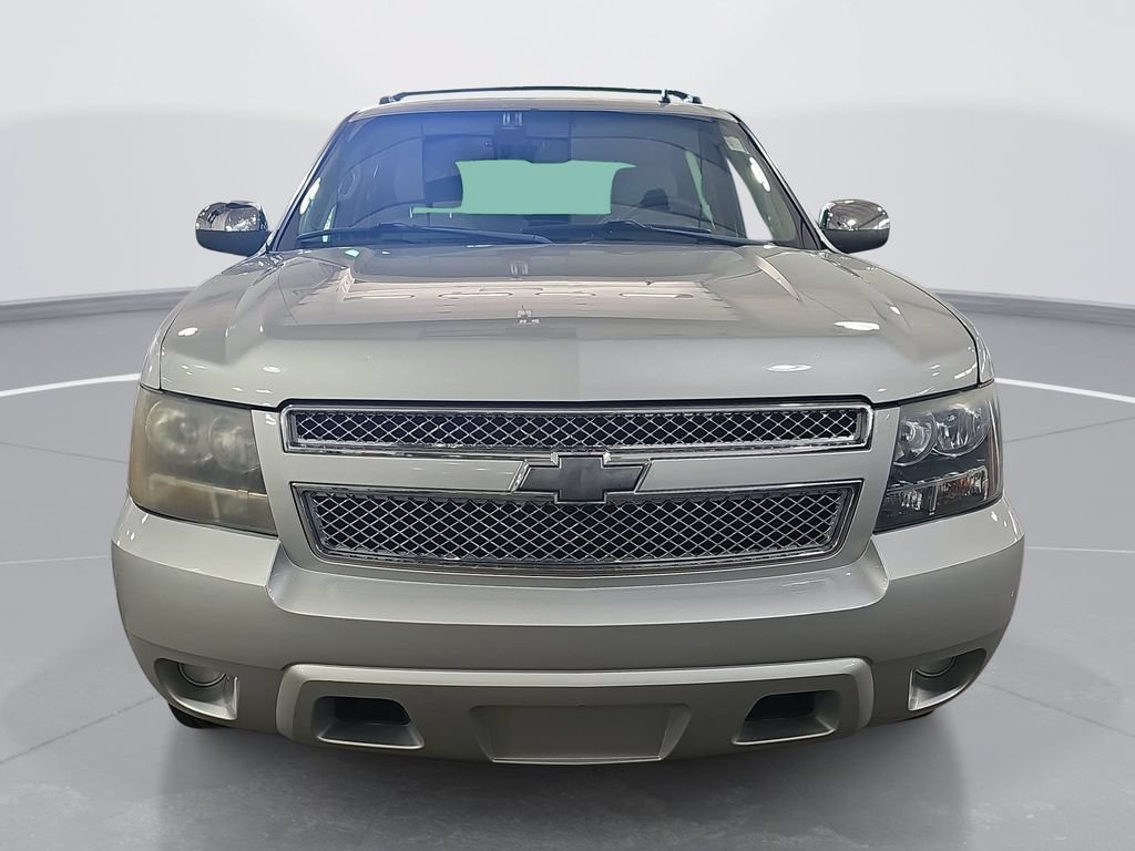 Used 2011 Chevrolet Avalanche LS RWD image 10