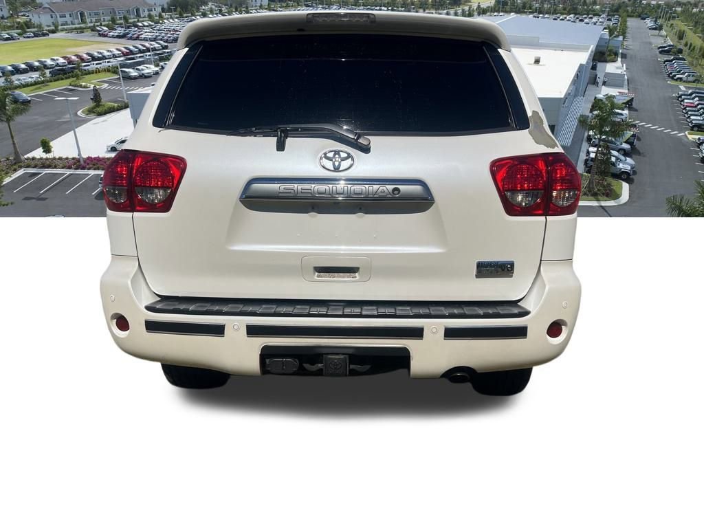 Used 2014 Toyota Sequoia Platinum image 16