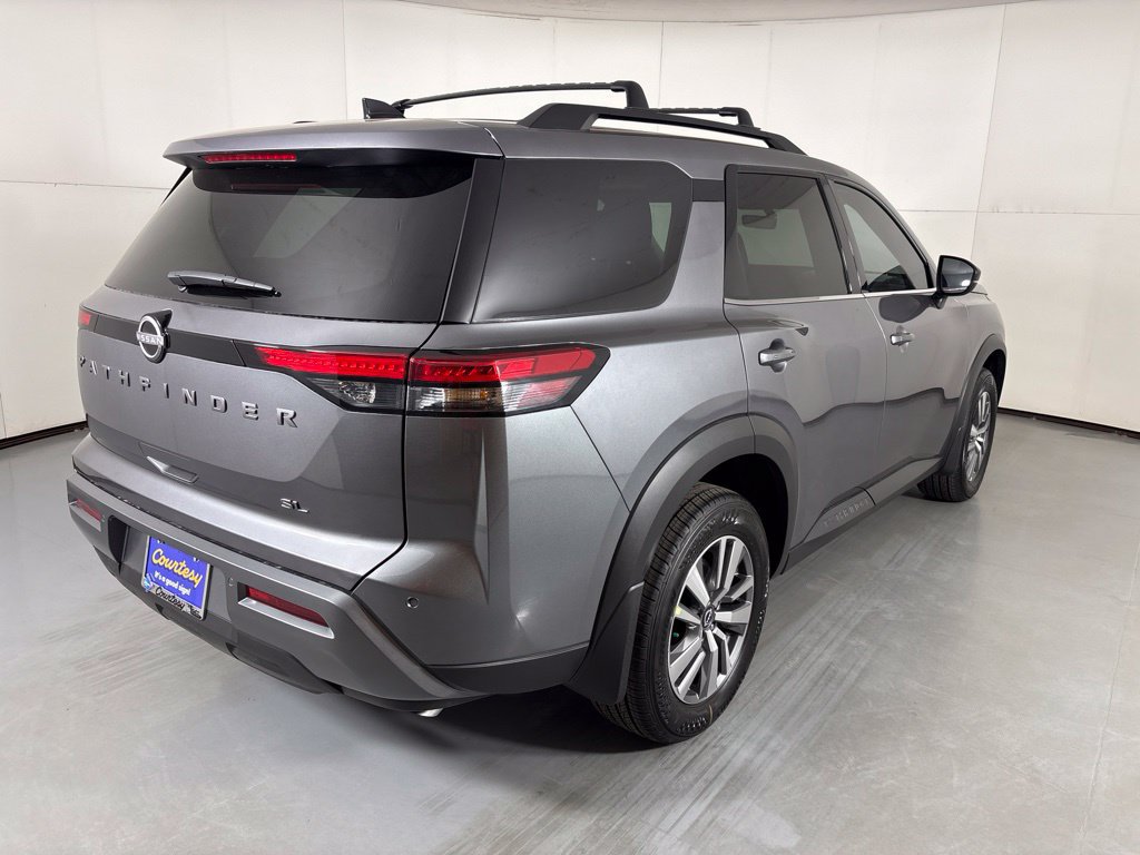 New 2026 Nissan Pathfinder SL FWD image 8