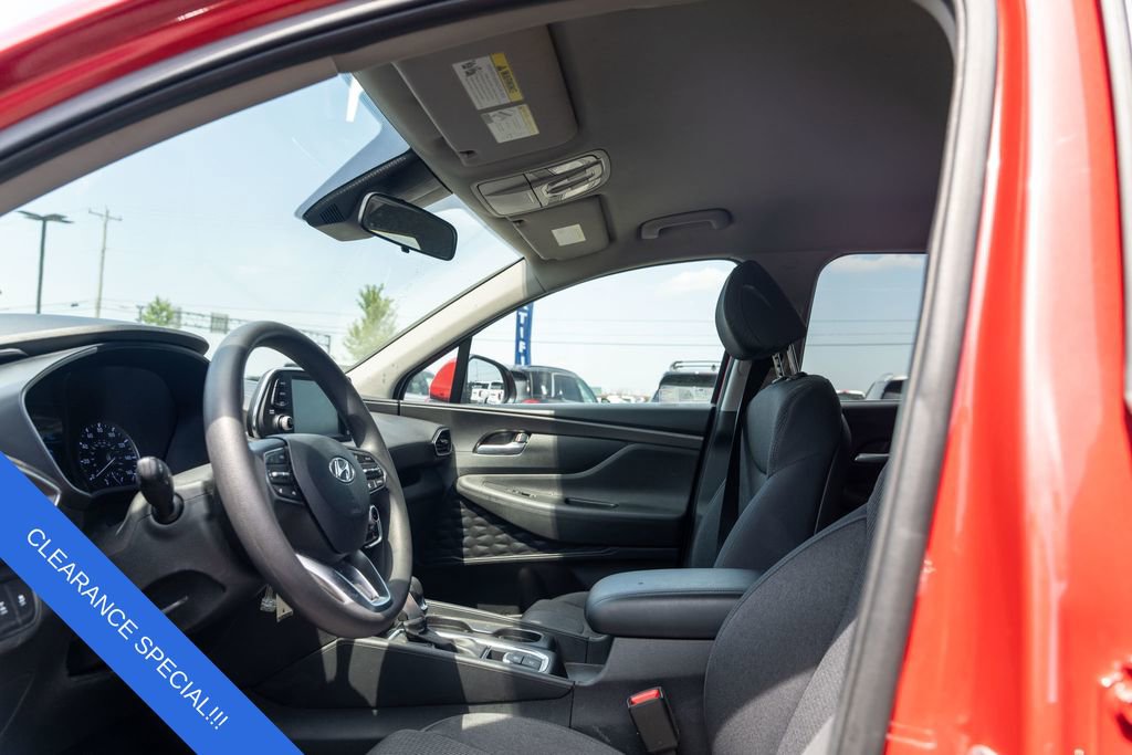 Used 2020 Hyundai Santa Fe SE image 19