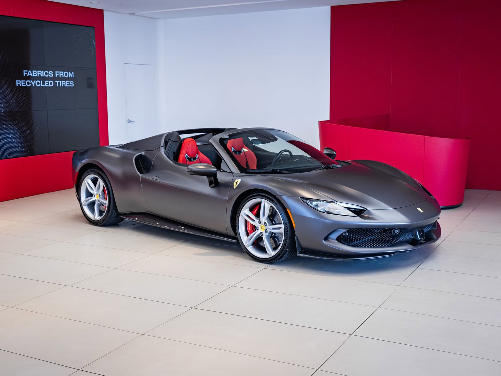 Used 2023 Ferrari 296 GTS image 1