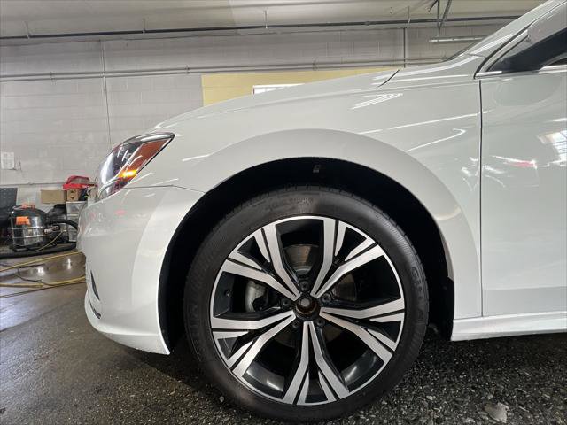 Certified 2022 Volkswagen Passat 2.0T SE image 10