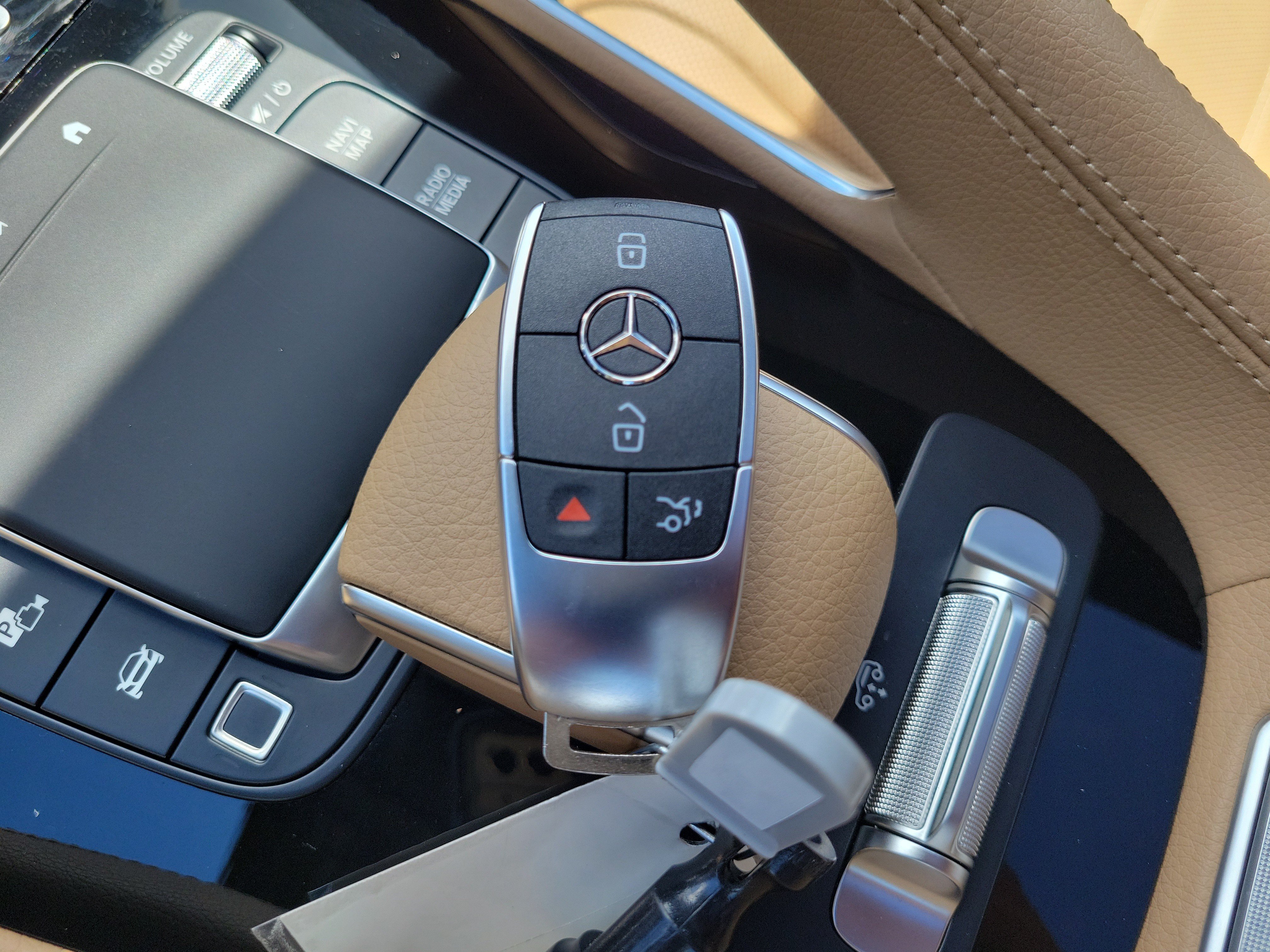 Used 2026 Mercedes-Benz GLS 580 4MATIC image 29
