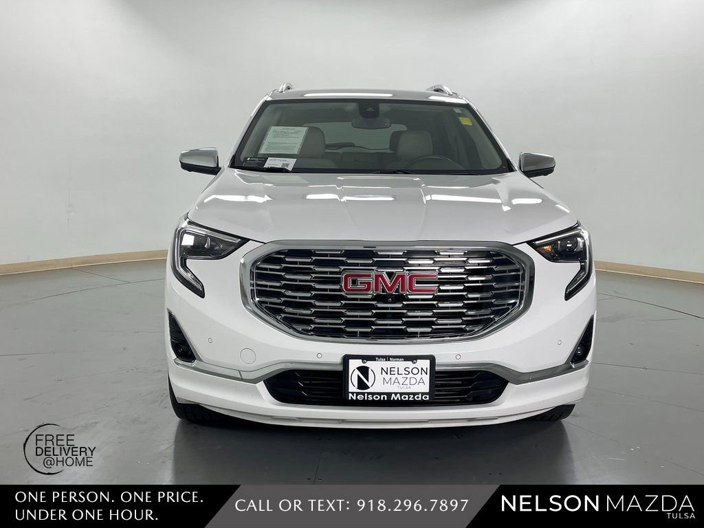 Used 2020 GMC Terrain Denali w/ Denali Premium Package image 2