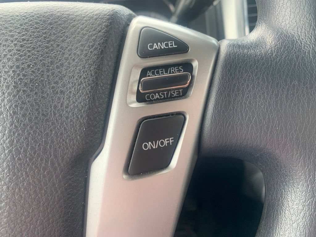 Used 2019 Nissan Titan SV AWD/4WD image 14
