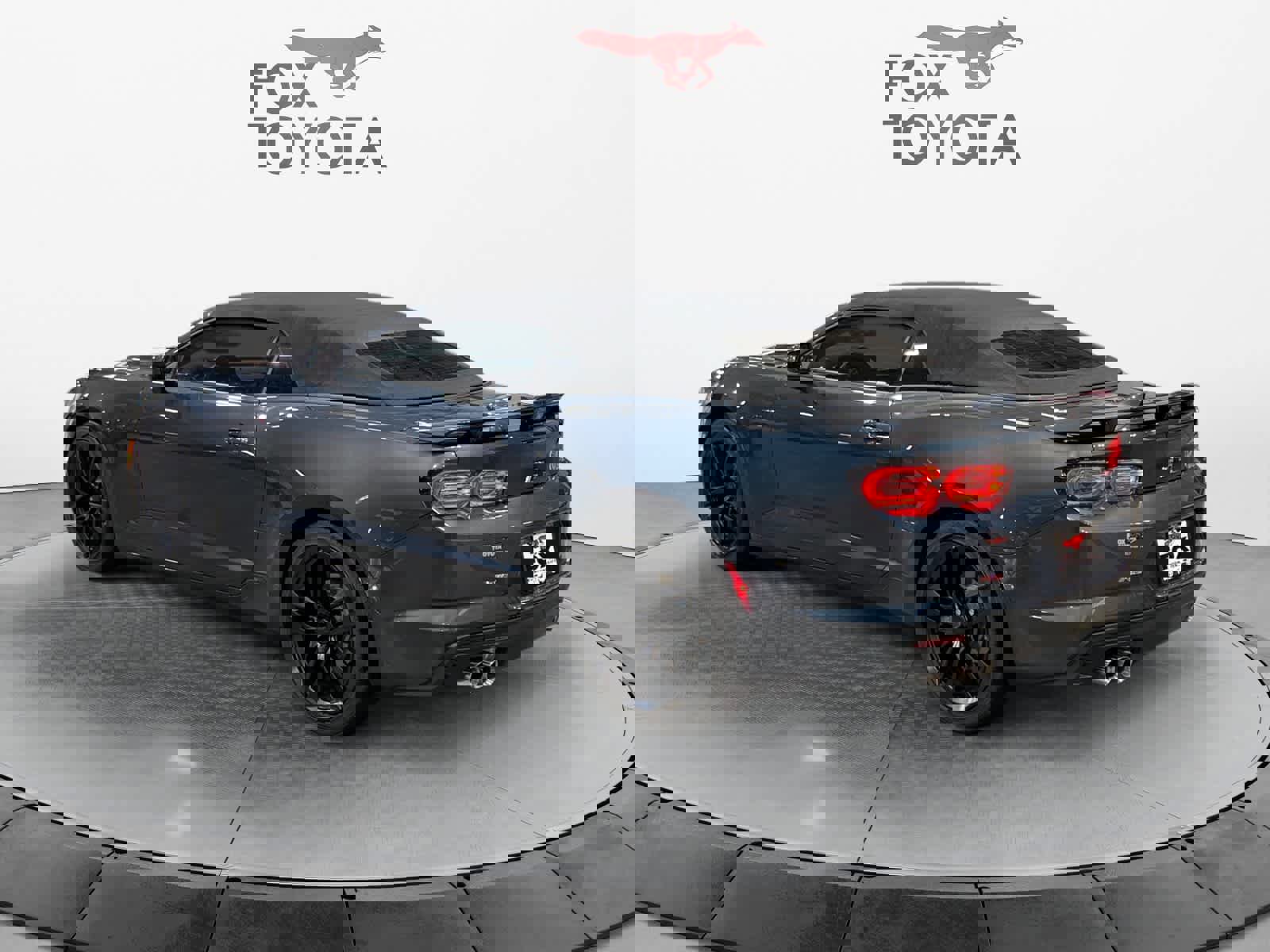 Used 2023 Chevrolet Camaro LT w/ RS Package image 3