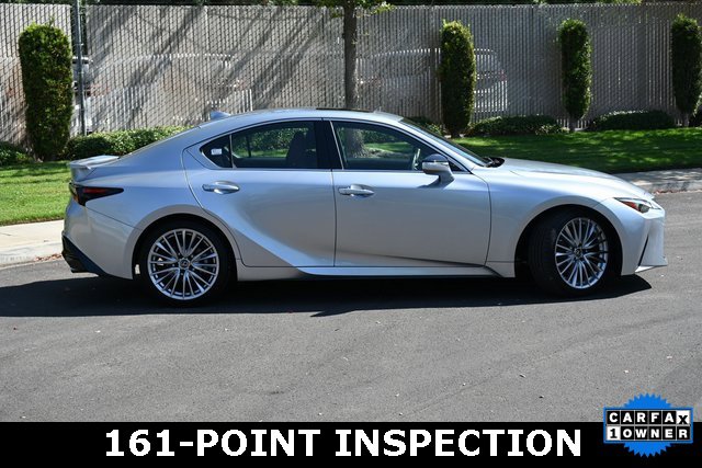 Certified 2022 Lexus IS 300 w/ Premium Package image 3