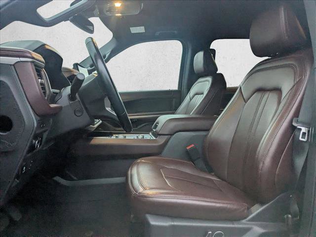 Used 2023 Ford Expedition Limited image 19