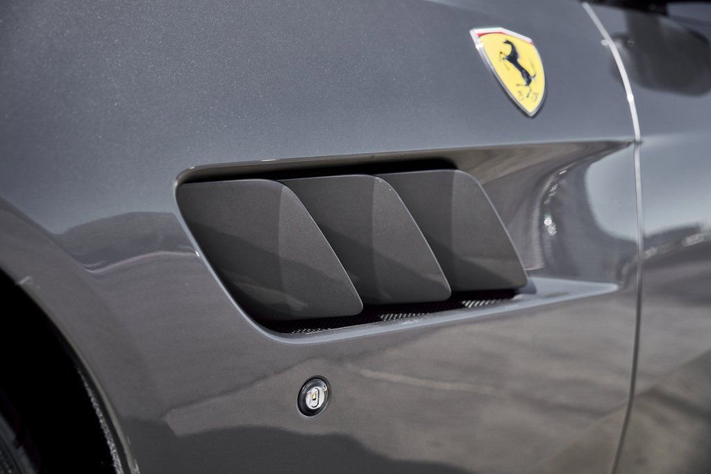 Used 2020 Ferrari GTC4Lusso AWD/4WD image 10
