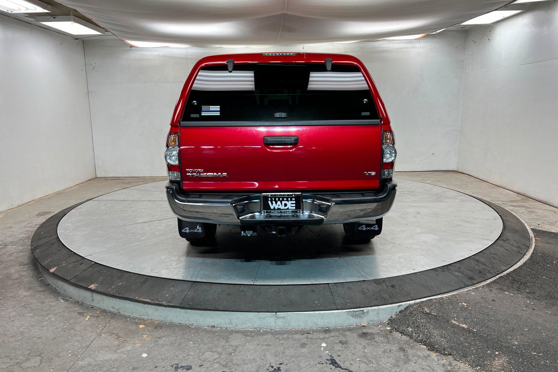 Used 2014 Toyota Tacoma w/ TRD Off-Road Package image 4