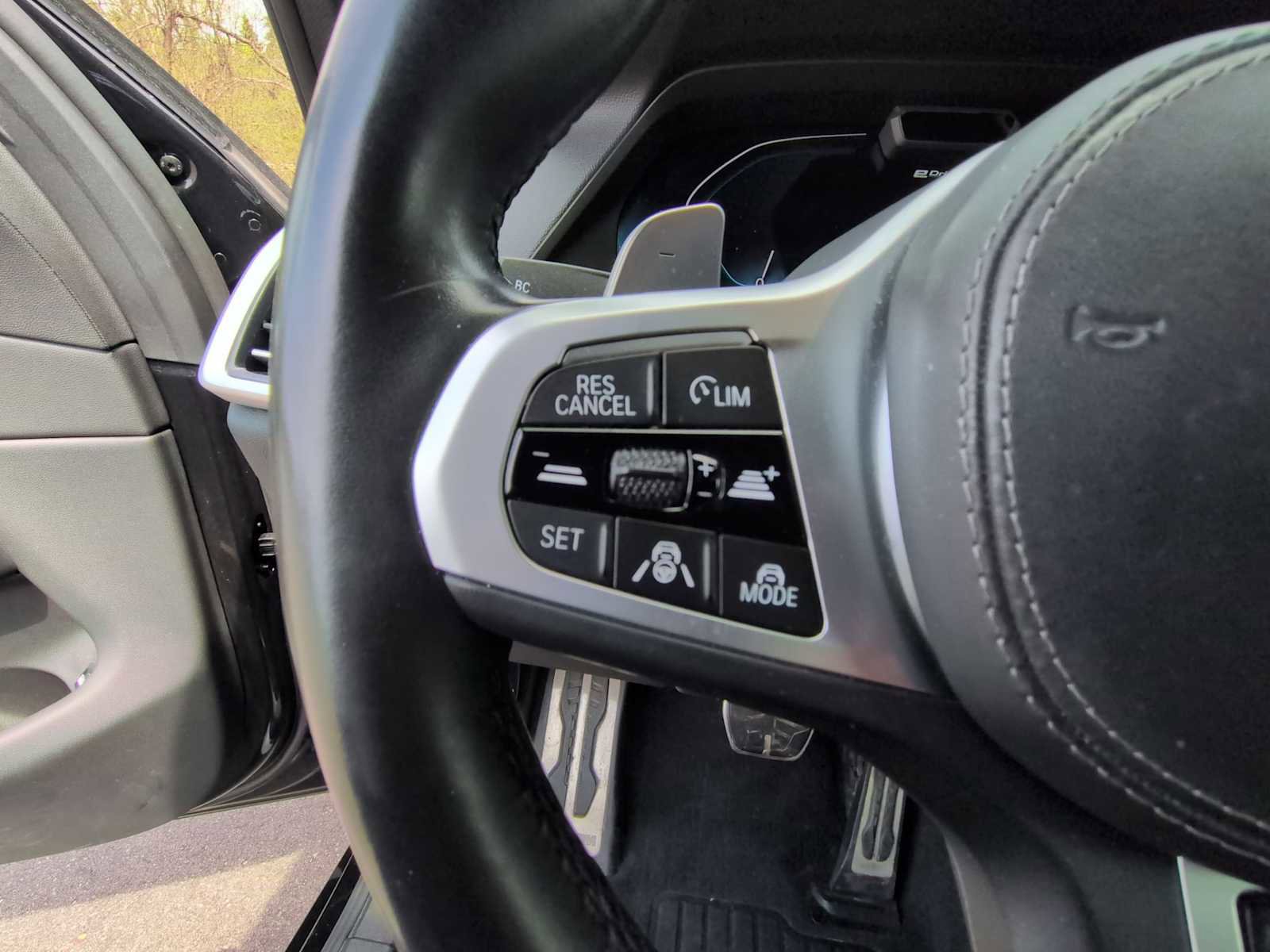 Used 2021 BMW X5 xDrive45e w/ M Sport Package AWD/4WD image 26