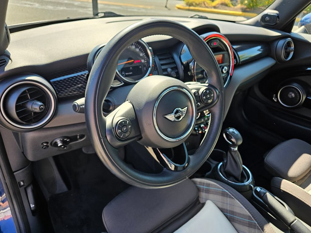Used 2015 MINI Cooper S FWD image 18