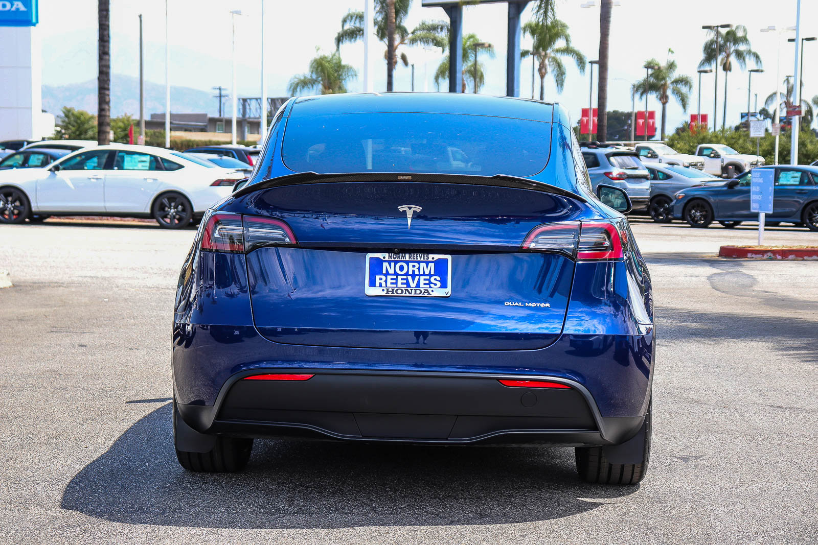 Used 2023 Tesla Model Y Long Range AWD/4WD image 12