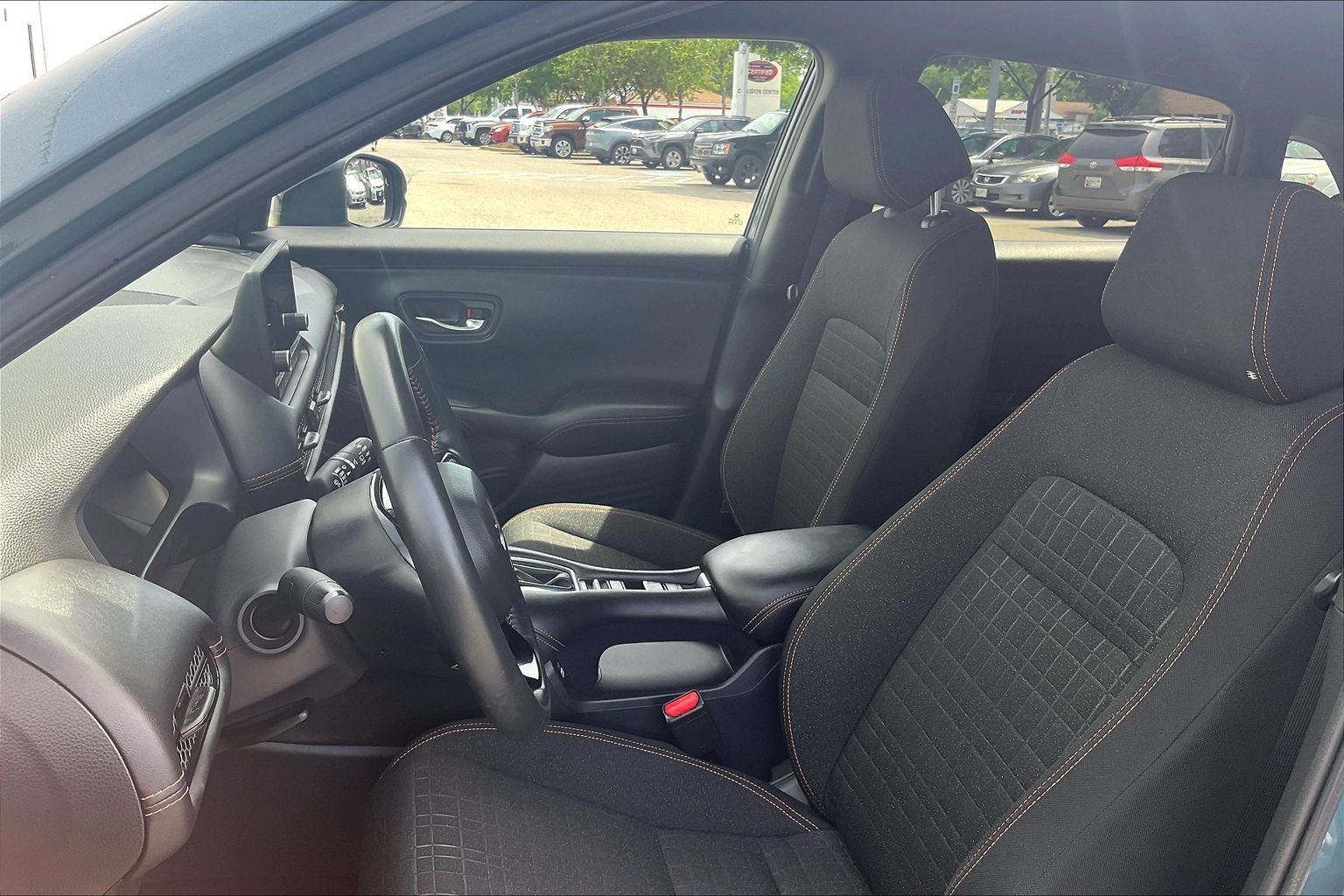 Used 2023 Honda HR-V Sport image 29