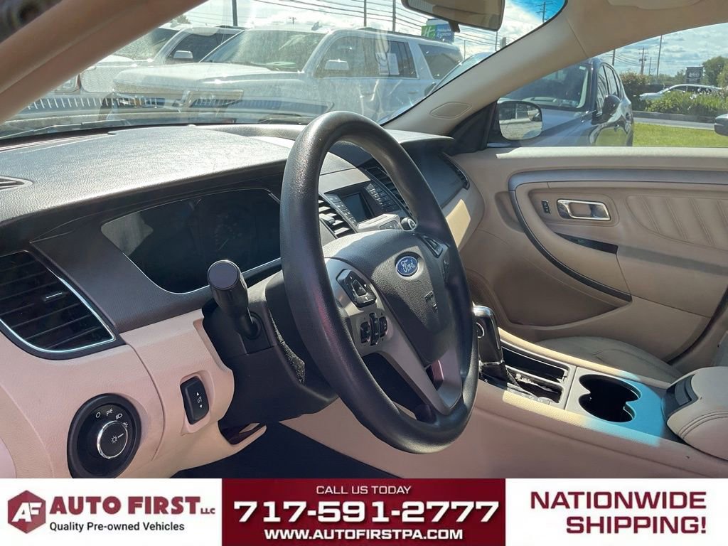 Used 2013 Ford Taurus SE FWD image 19