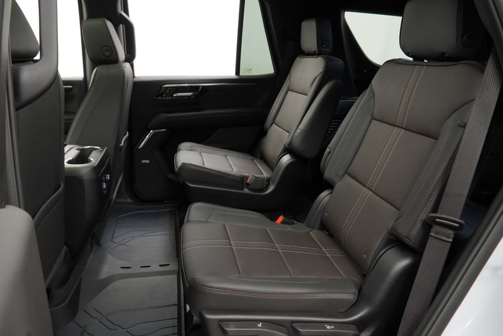 New 2026 Chevrolet Tahoe High Country AWD/4WD image 13