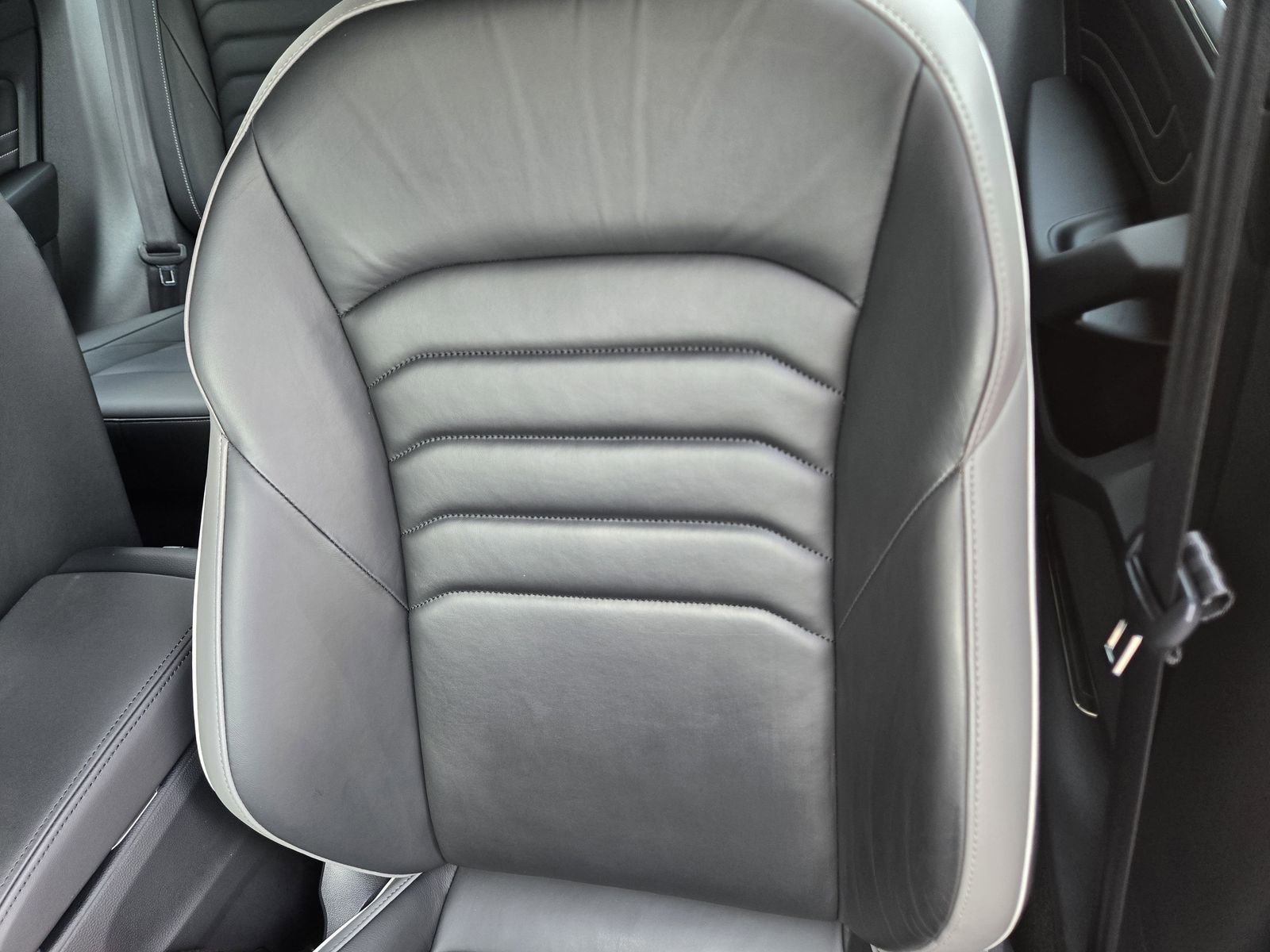 Used 2021 Volkswagen Arteon SEL AWD/4WD image 22