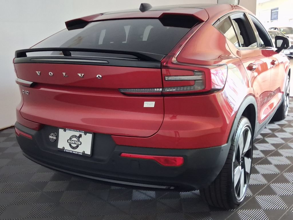 Certified 2023 Volvo C40 P8 Recharge Ultimate w/ Protection Package Premier AWD/4WD image 9