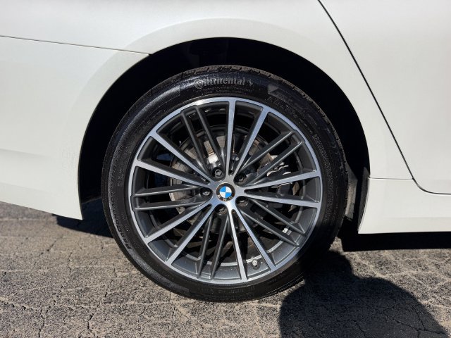 Used 2023 BMW 530i w/ Convenience Package RWD image 38