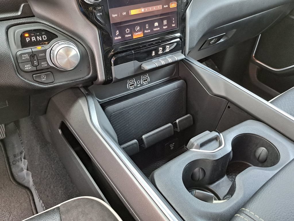 Used 2026 RAM 1500 Laramie AWD/4WD image 11