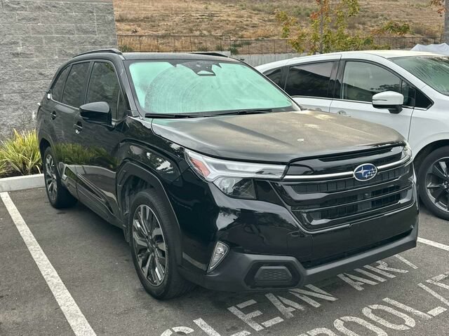Used 2025 Subaru Forester Touring w/ Popular Package - Touring AWD/4WD image 2