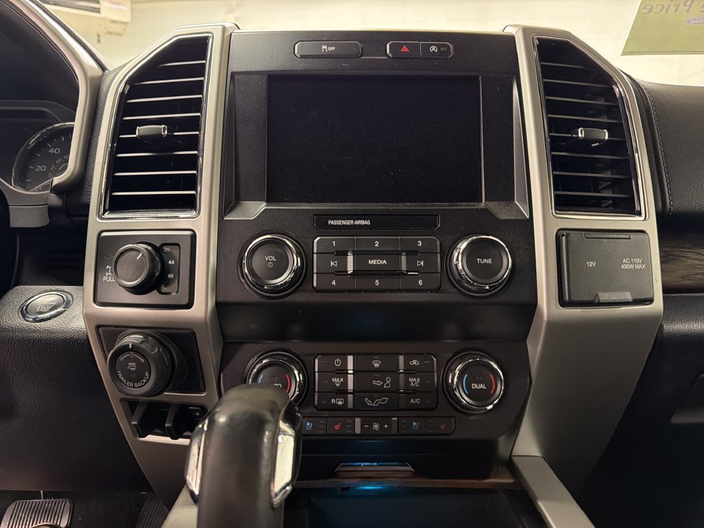 Certified 2019 Ford F150 Lariat w/ Trailer Tow Package AWD/4WD image 22