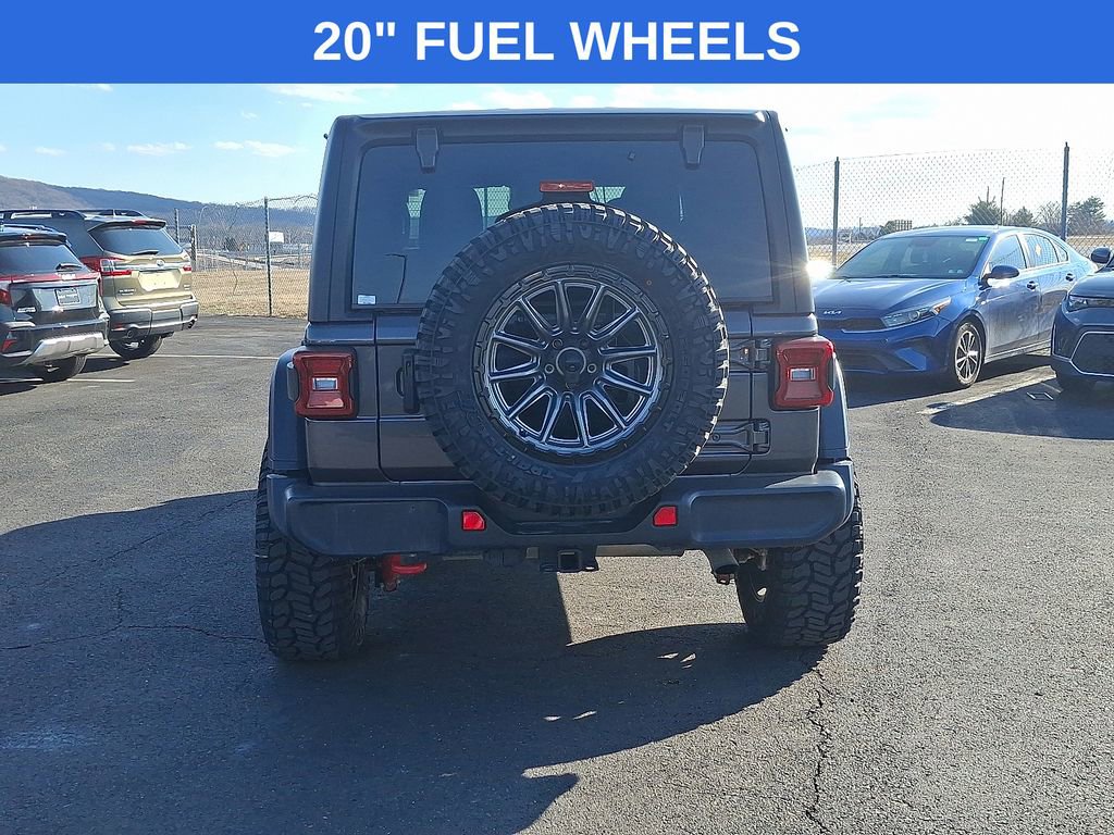 Used 2025 Jeep Wrangler Unlimited Rubicon image 5