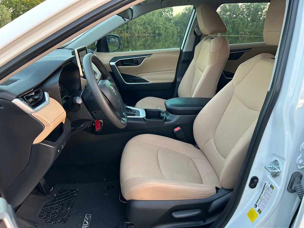 Used 2024 Toyota RAV4 LE image 14