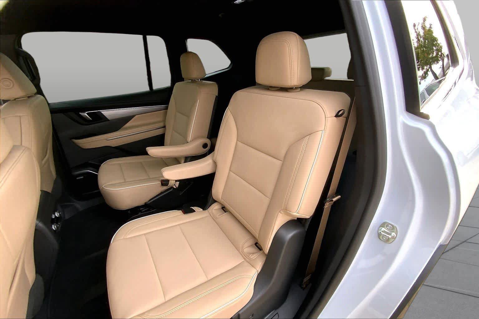 Used 2026 Buick Enclave Preferred w/ Super Cruise Package FWD image 19
