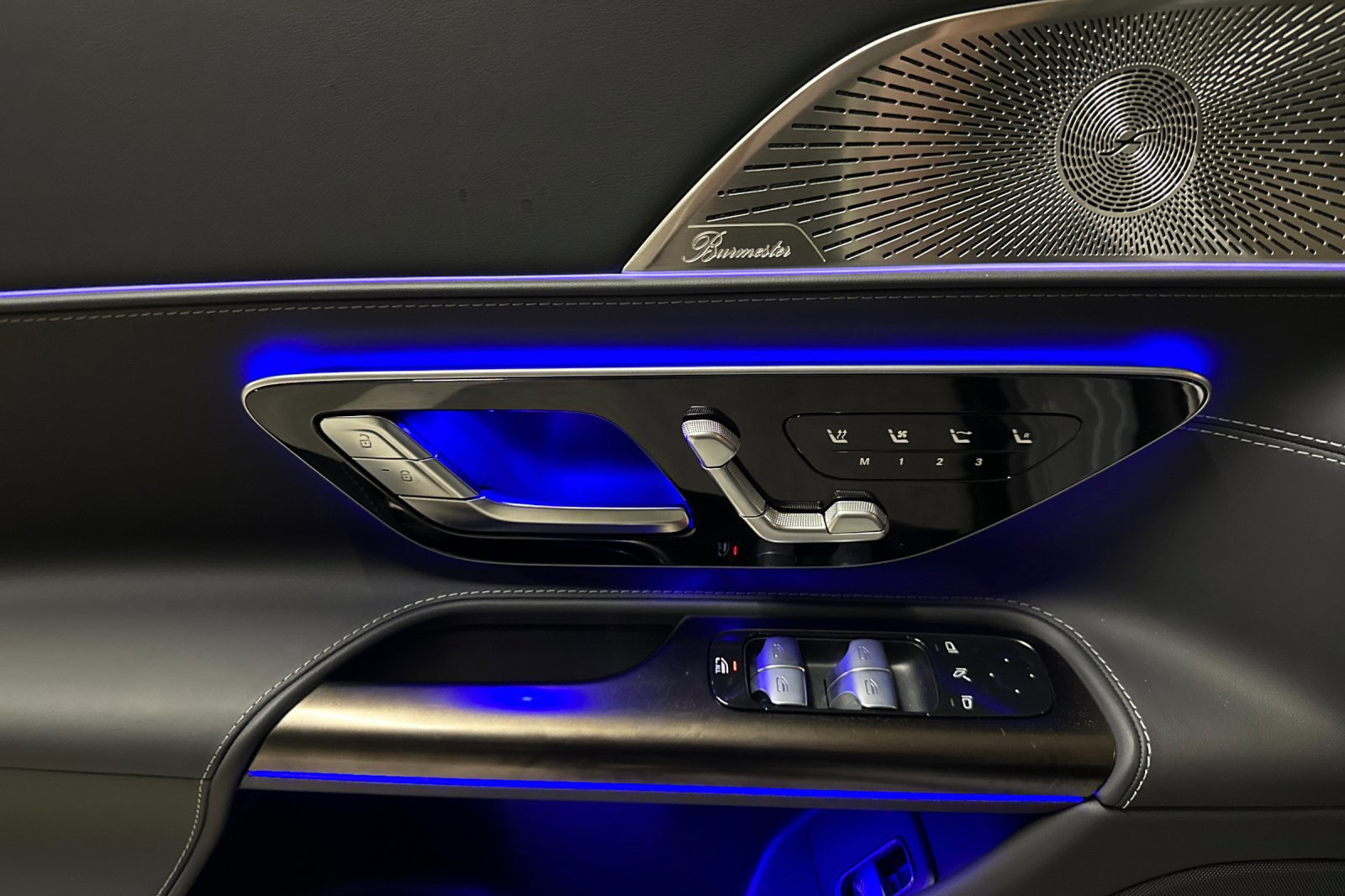 New 2026 Mercedes-Benz SL 63 AMG 4MATIC image 13