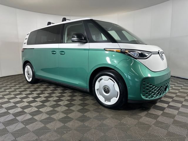 Used 2025 Volkswagen ID. Buzz 1st Edition image 2