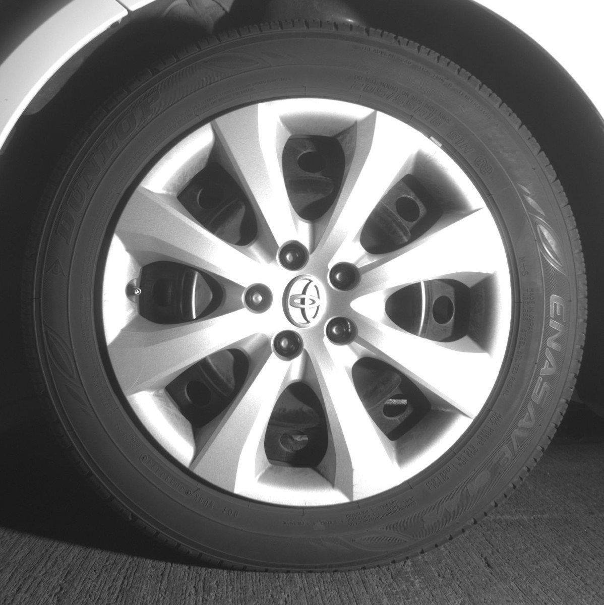Used 2025 Toyota Corolla LE FWD image 12