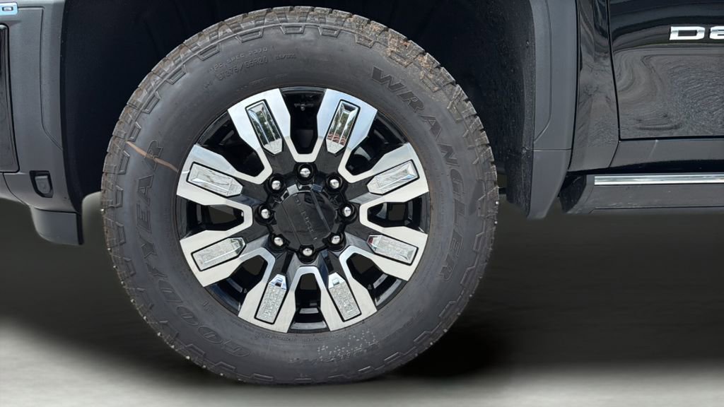 New 2025 GMC Sierra 2500 Denali w/ Denali Reserve Package image 28