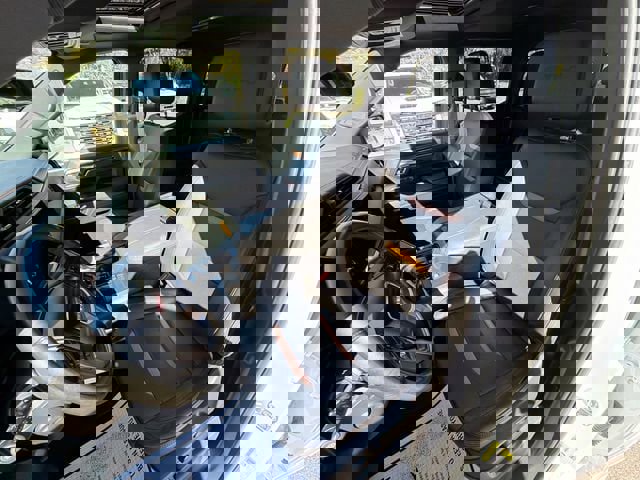 Certified 2024 GMC Sierra 1500 AT4 w/ Technology Package image 20