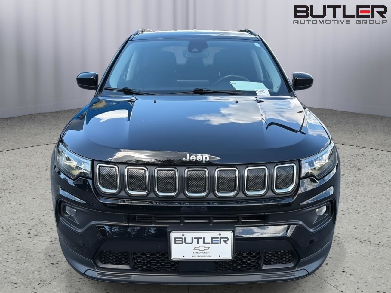 Used 2022 Jeep Compass Latitude w/ Convenience Group FWD image 9