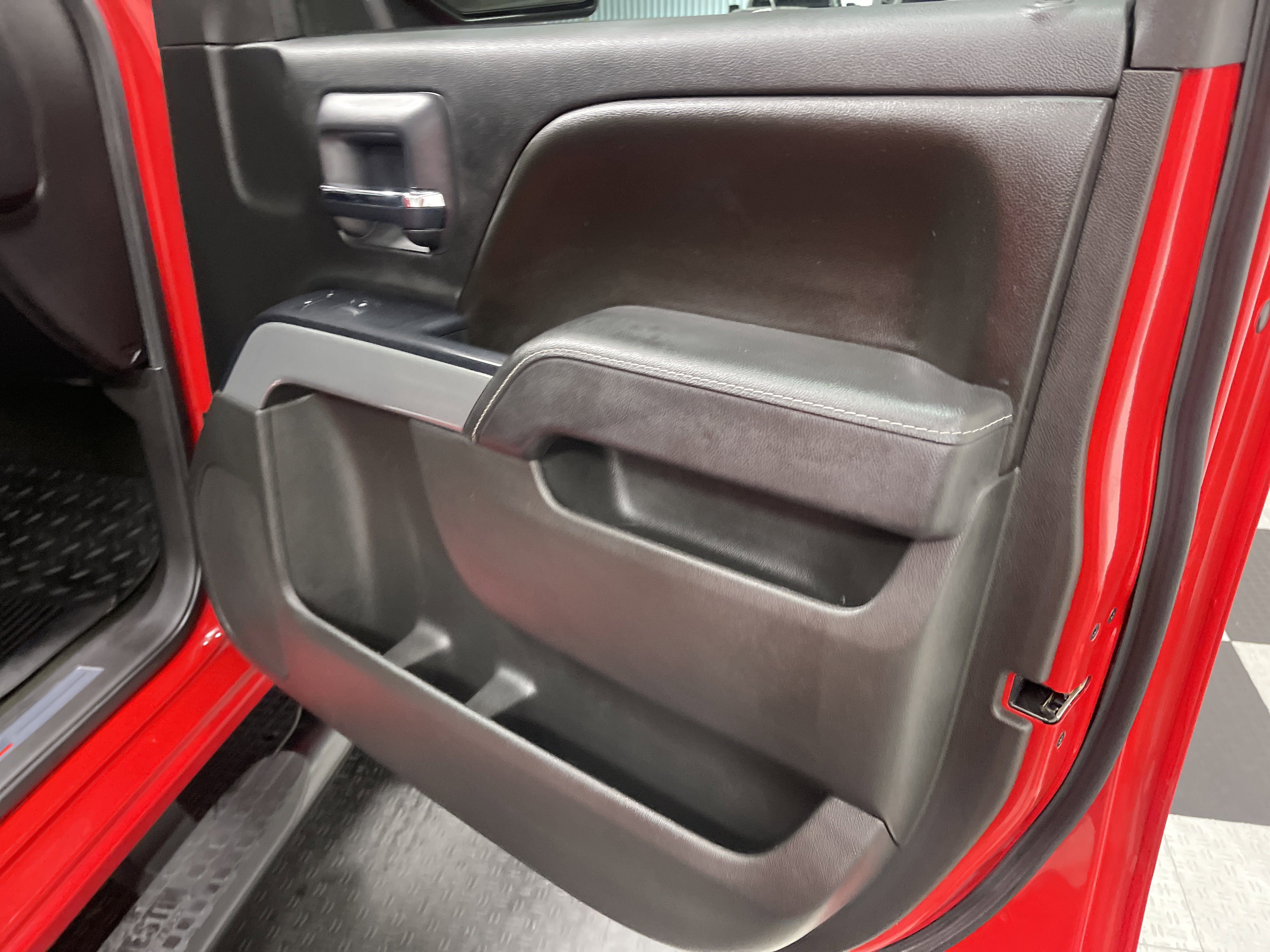 Used 2016 Chevrolet Silverado 1500 LT w/ All Star Edition AWD/4WD image 23