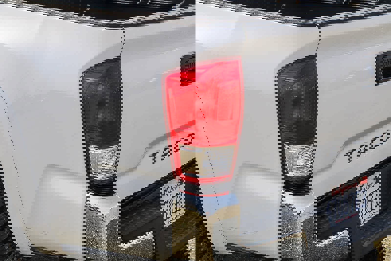 Used 2017 Toyota Tacoma SR5 w/ Tow Package image 20